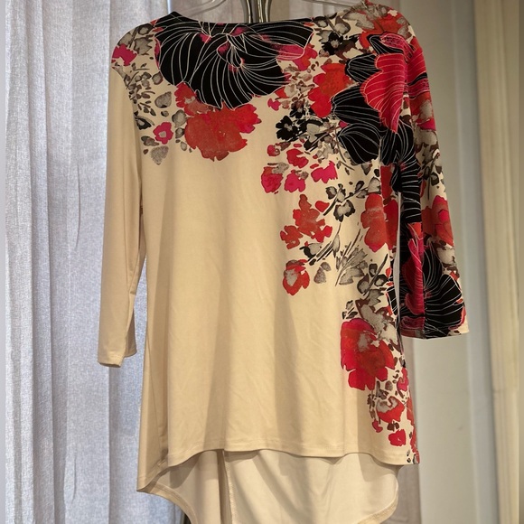 🌼 Great Condition flower print tunic blouse by Alfani. - Picture 4 of 5